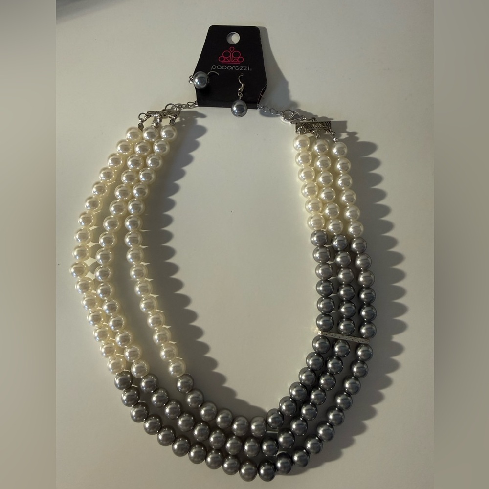 Paparazzi Cream and Silver Pearl Necklace Set